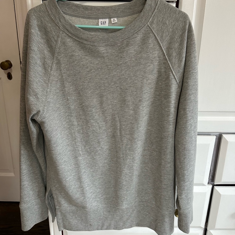 Women’s gap pullover